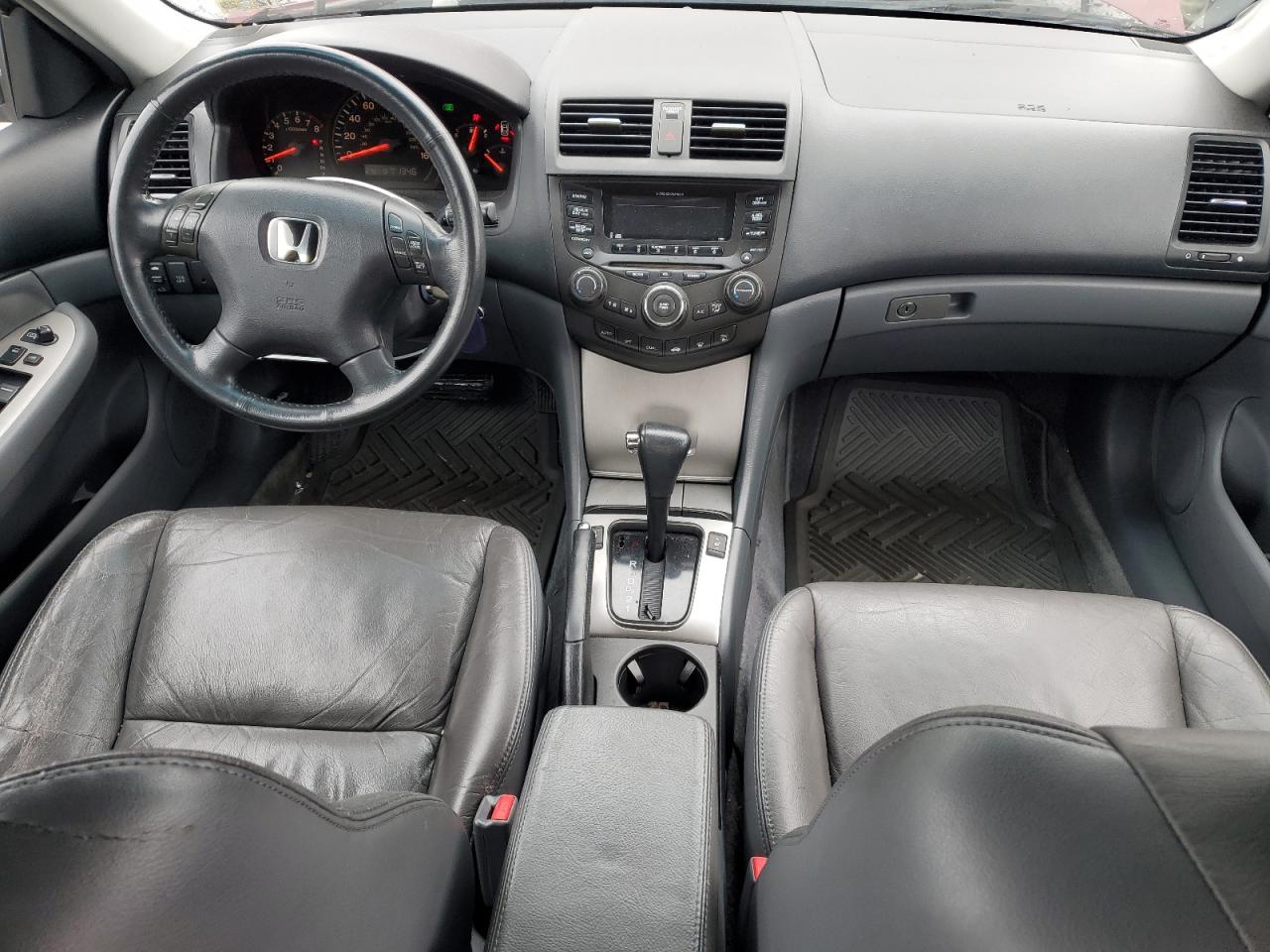 2004 Honda Accord - Image 8