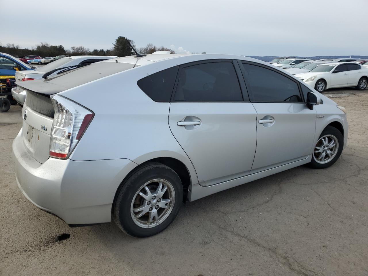 2010 Toyota Prius - Image 3