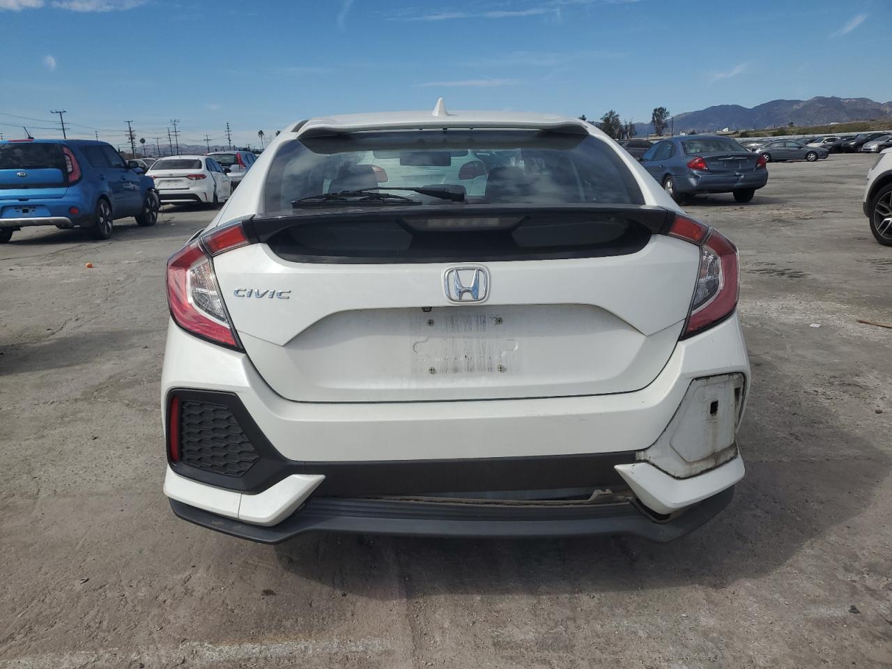 2018 Honda Civic - Image 6