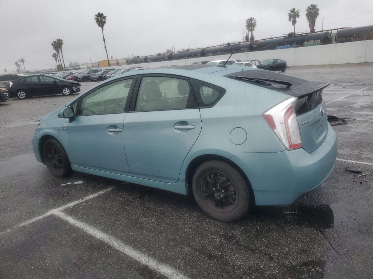 2013 Toyota Prius - Image 2