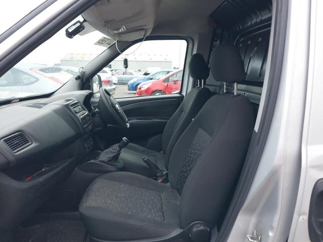 2016 VAUXHALL COMBO 2300