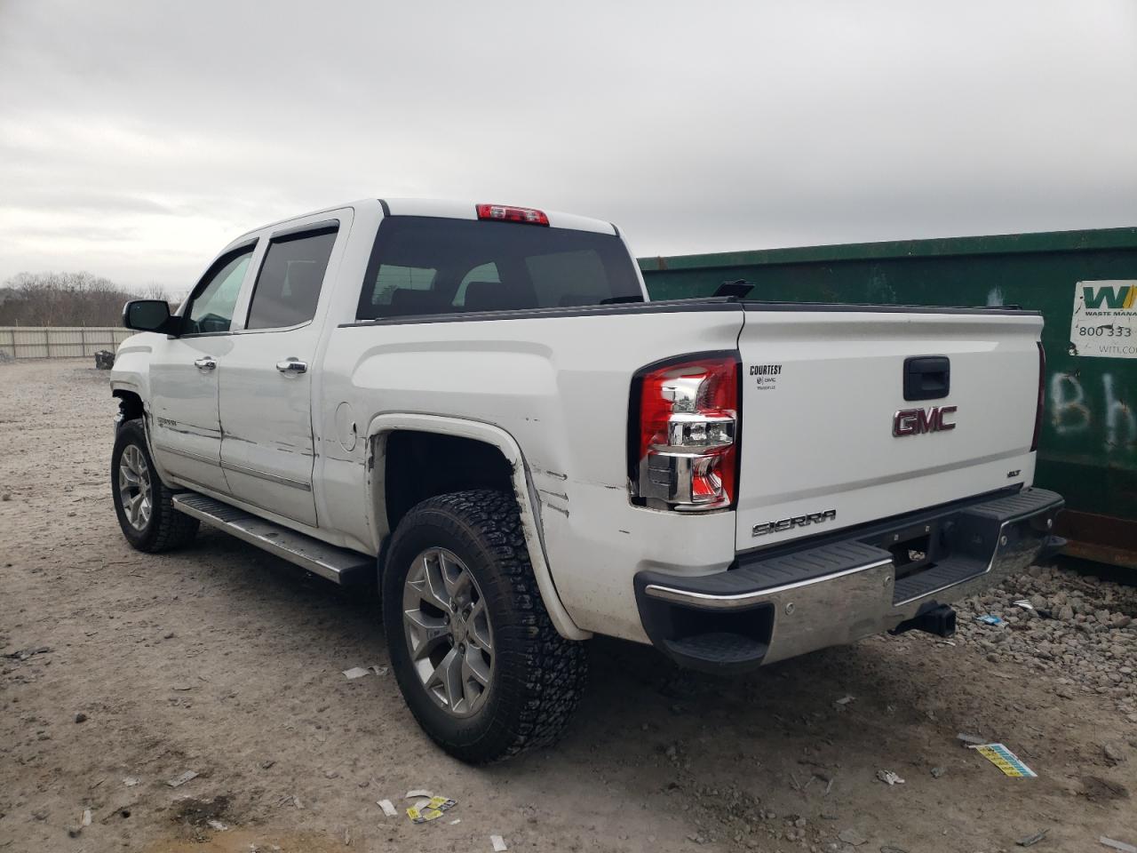 2014 GMC Sierra - Image 2