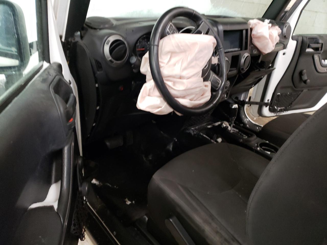 2017 Jeep Wrangler - Image 8