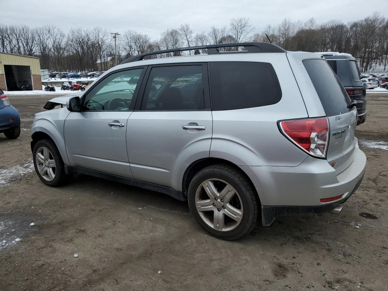 2009 Subaru Forester - Image 2