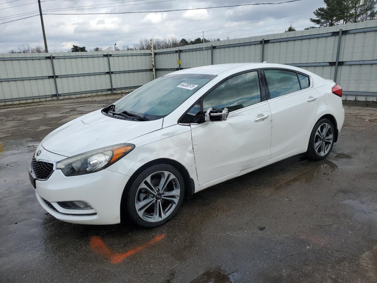 2016 Kia Forte - Image 1