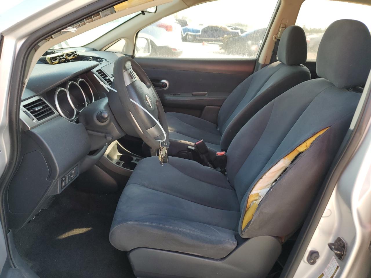 2009 Nissan Versa - Image 7