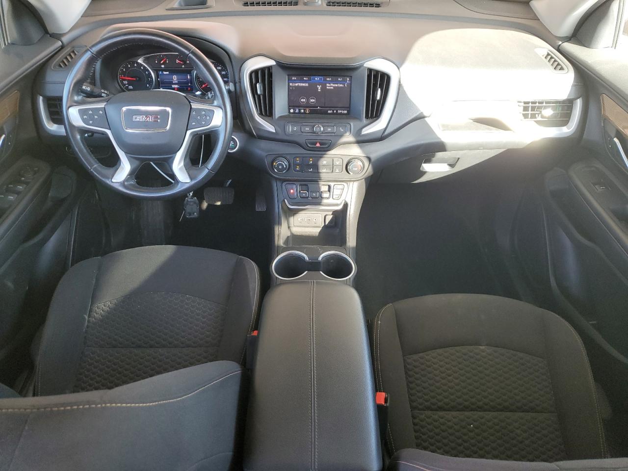 2020 GMC Terrain - Image 8