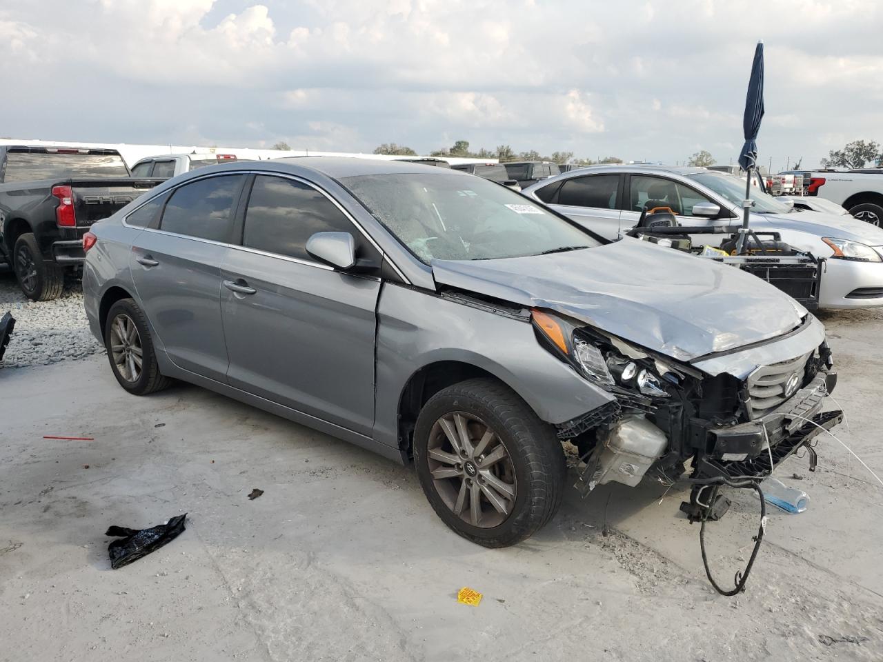 2017 Hyundai Sonata - Image 4