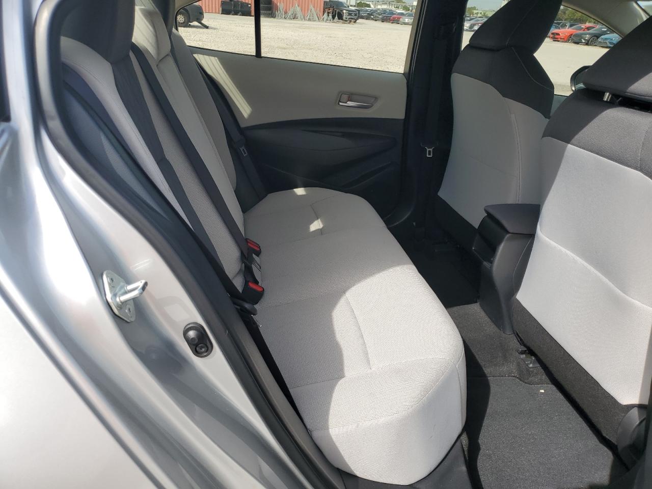 2020 Toyota Corolla - Image 10