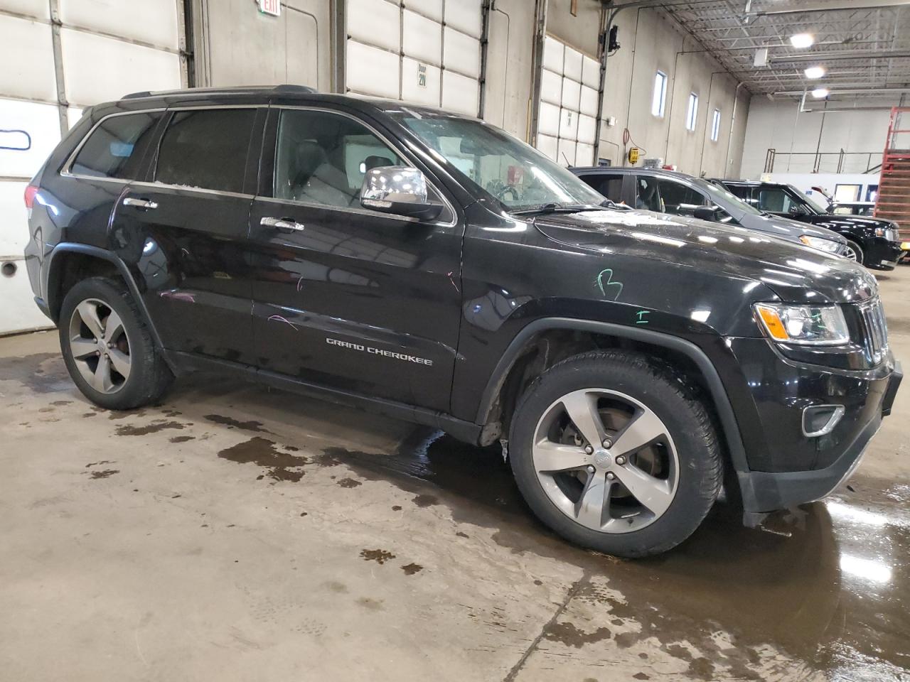 2015 Jeep Grand Cherokee - Image 4