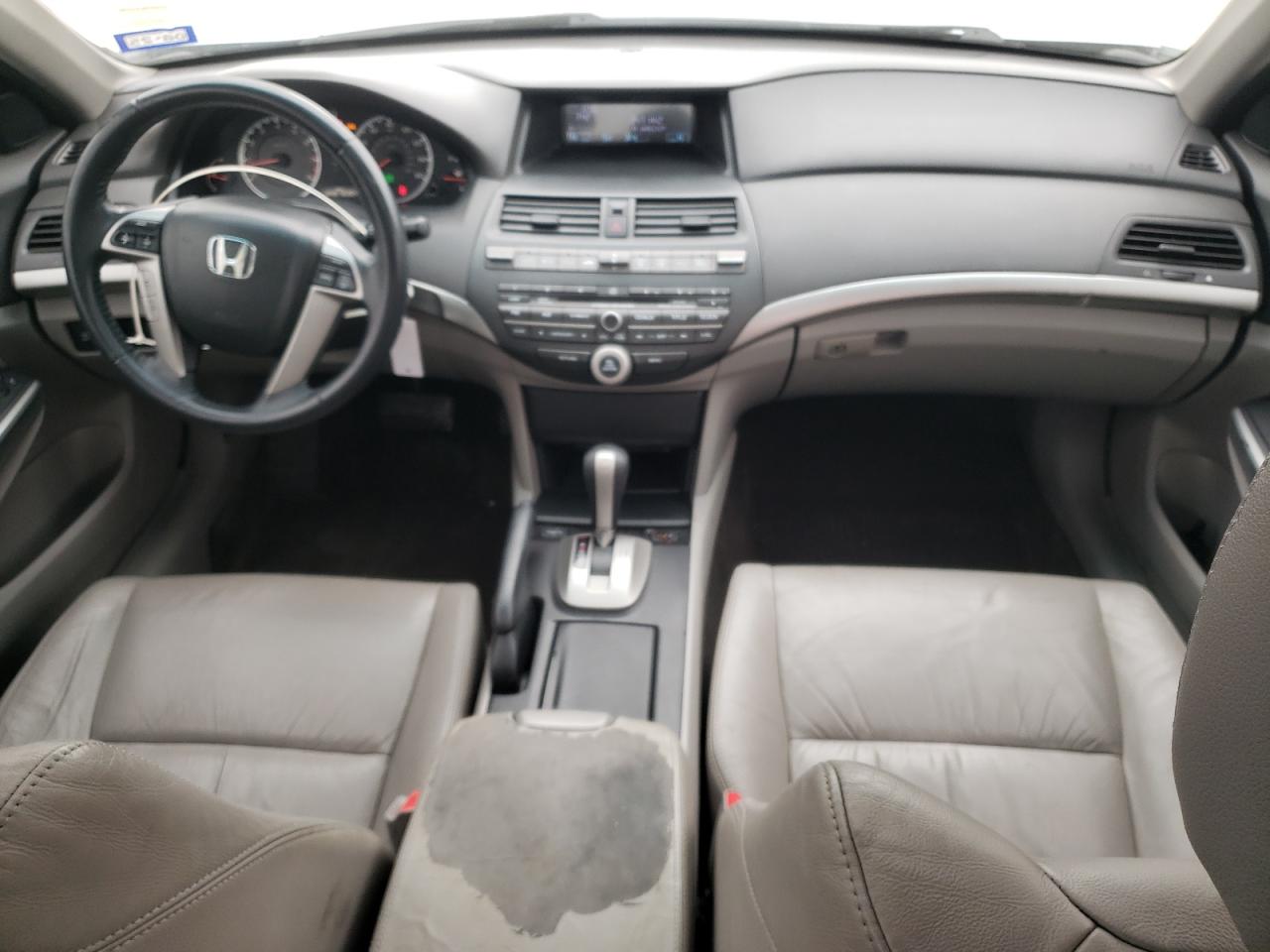 2010 Honda Accord - Image 8