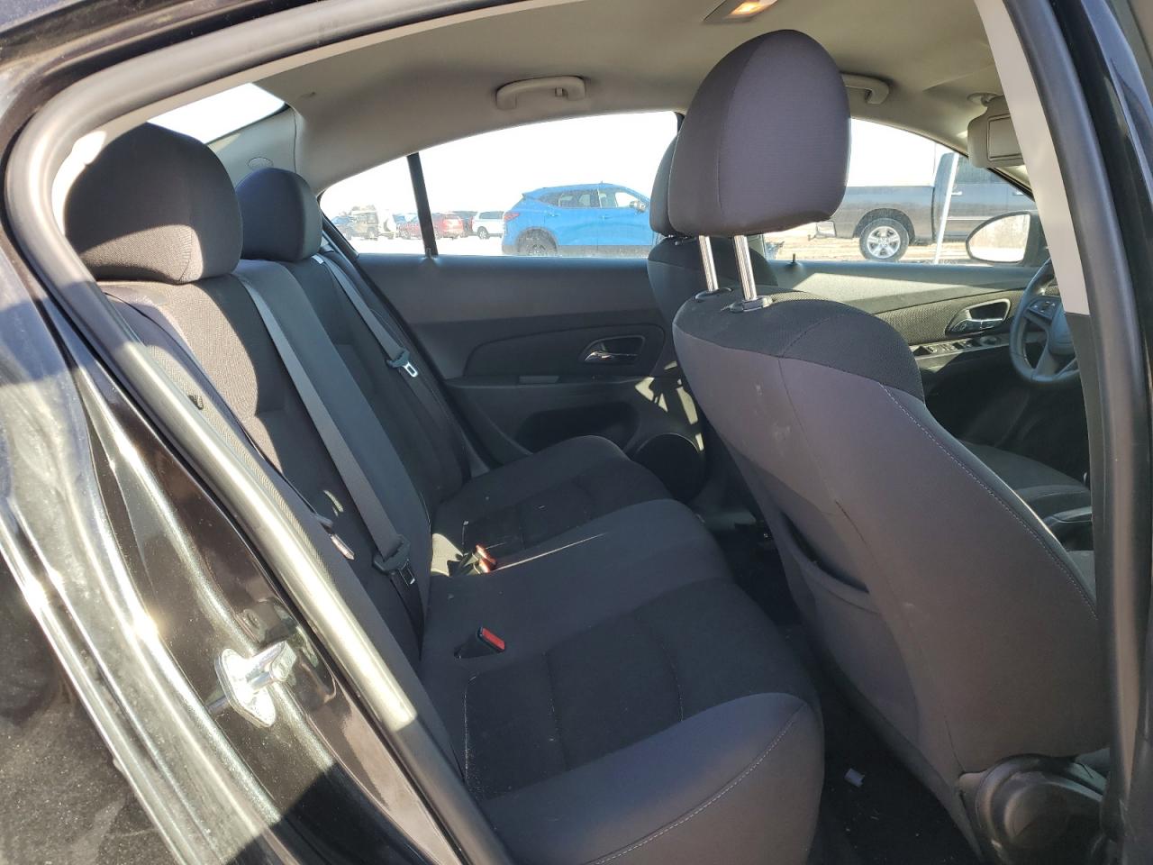 2015 Chevrolet Cruze - Image 10