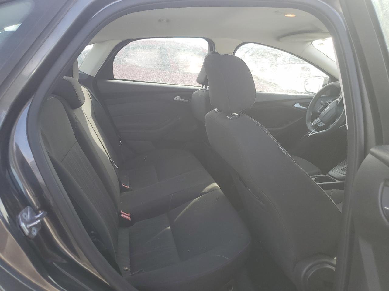 2015 Ford Focus - Image 11