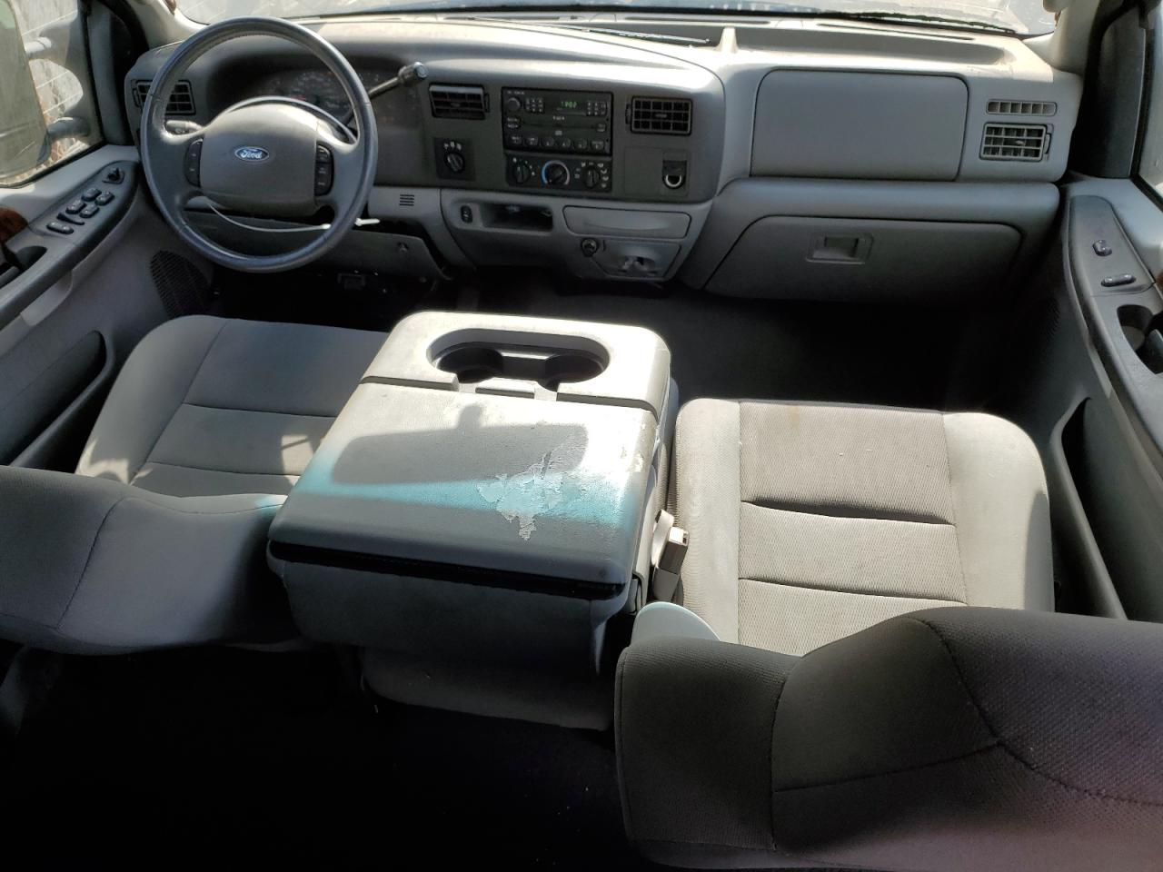 2004 Ford F250 - Image 8