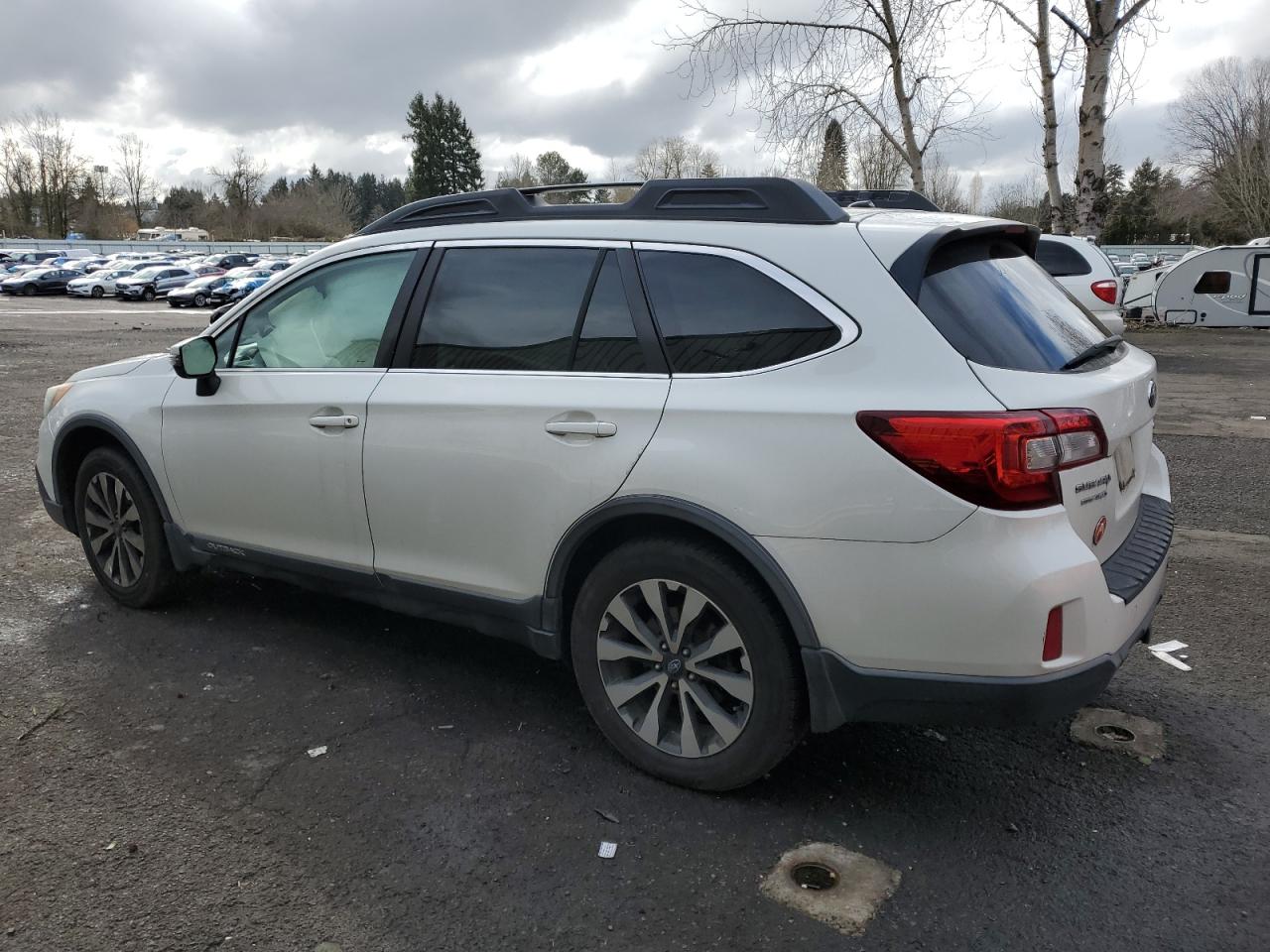 2015 Subaru Outback - Image 2