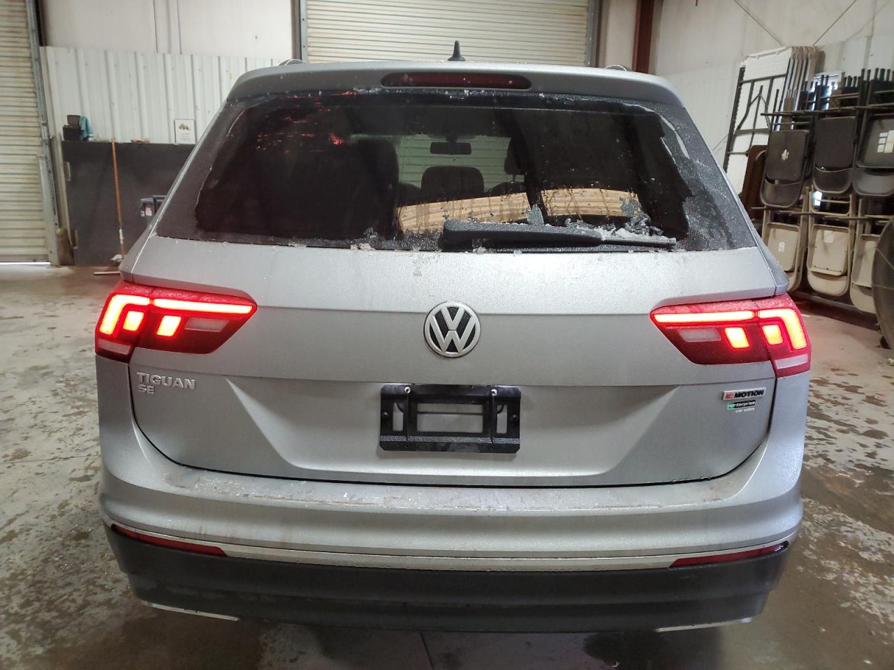 2021 Volkswagen Tiguan - Image 6