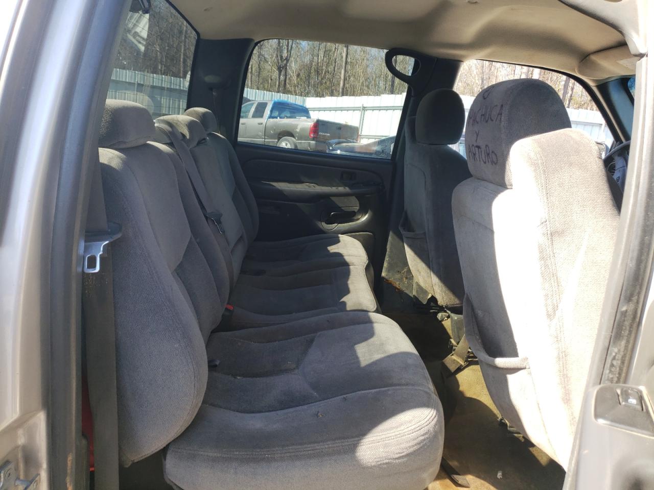 2007 GMC Sierra - Image 10