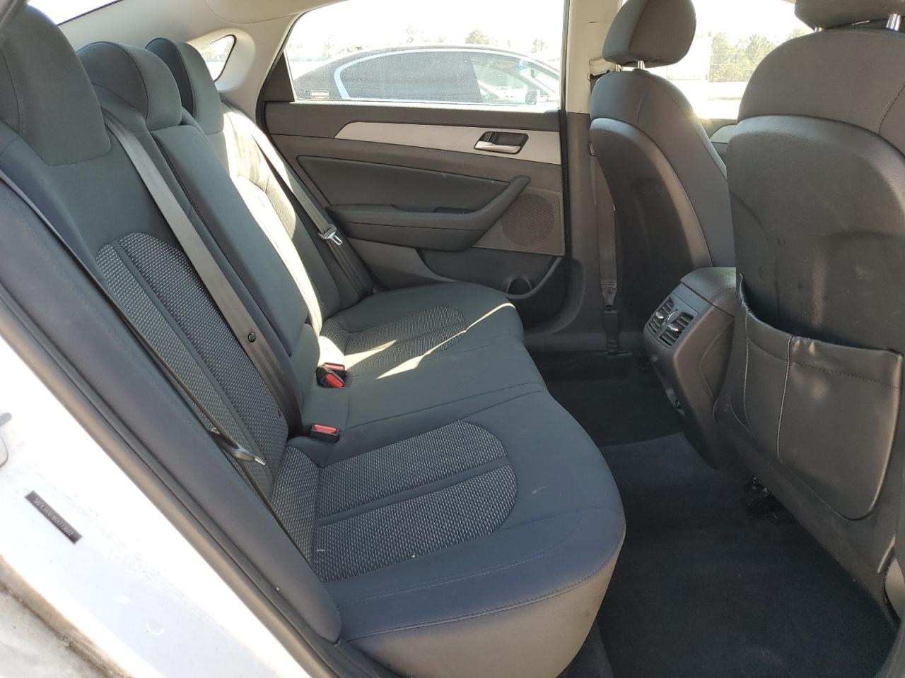 2019 Hyundai Sonata - Image 10