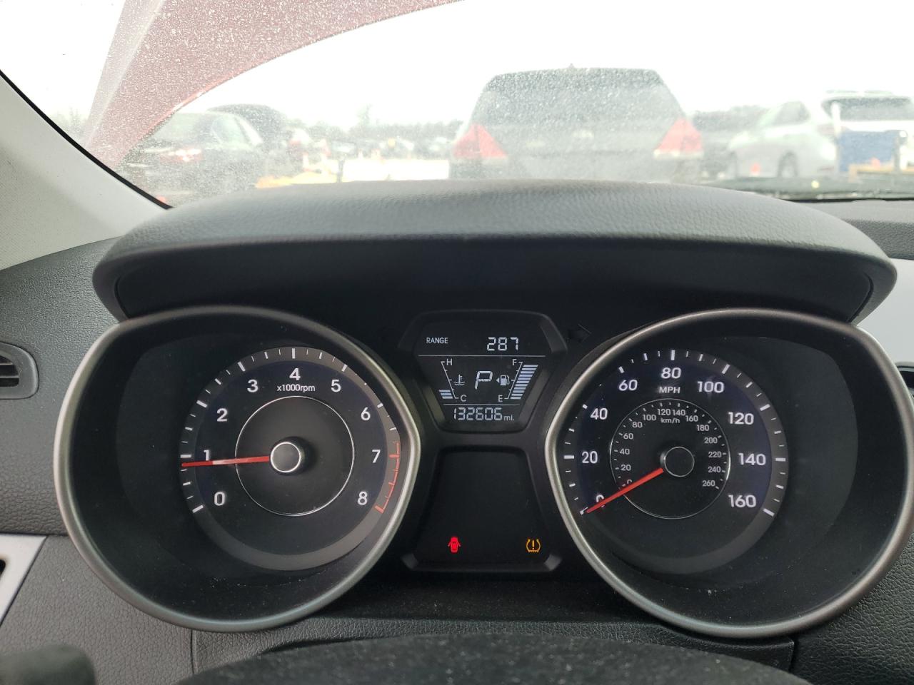 2016 Hyundai Elantra - Image 9