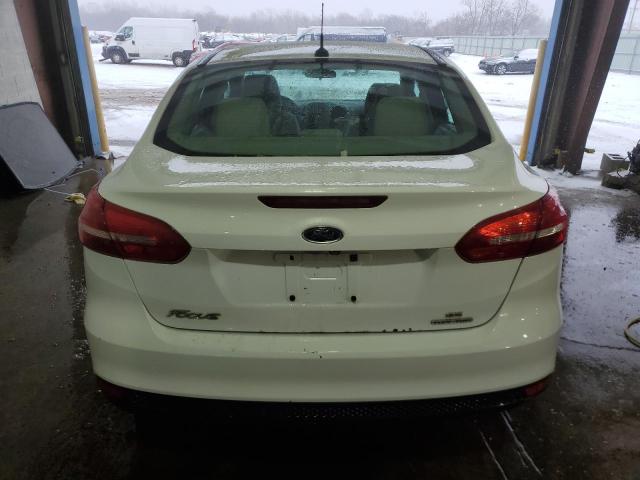  FORD FOCUS 2015 Biały