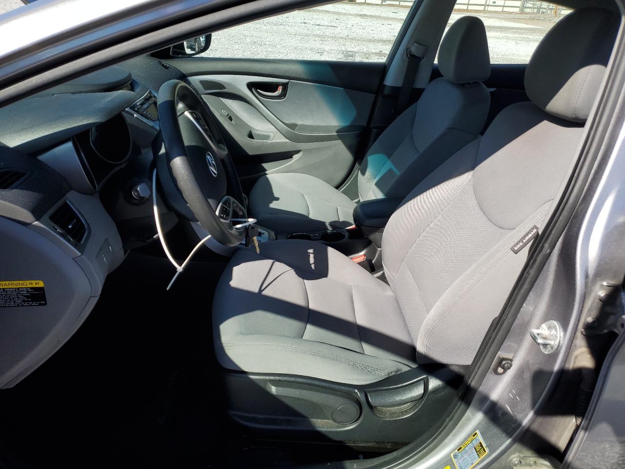2011 Hyundai Elantra - Image 7