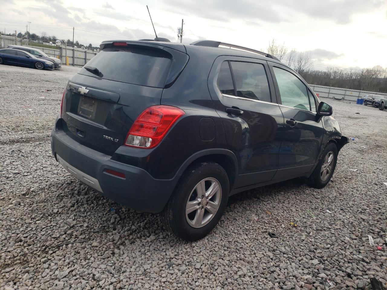 2015 Chevrolet Trax - Image 3