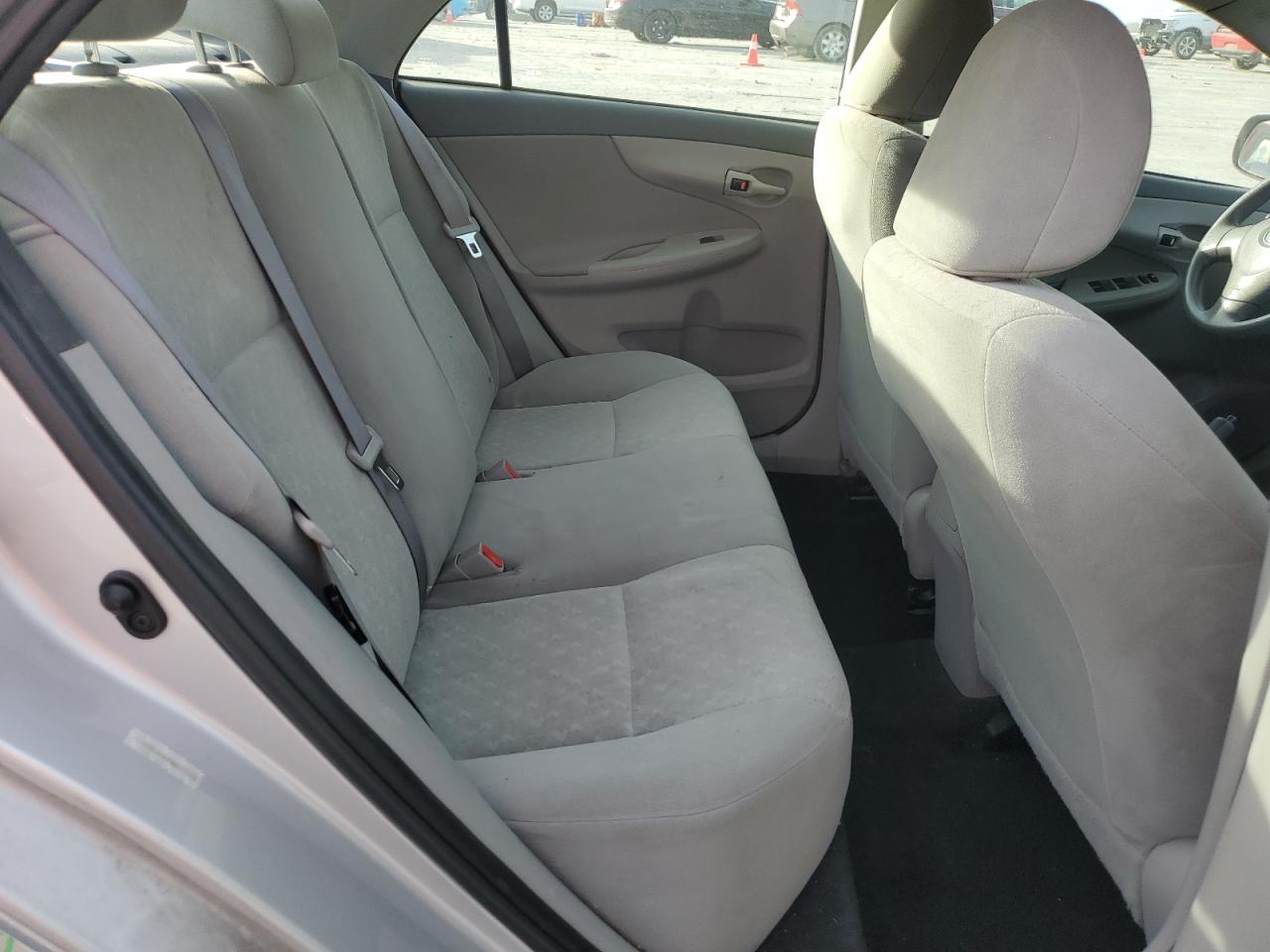 2009 Toyota Corolla - Image 10