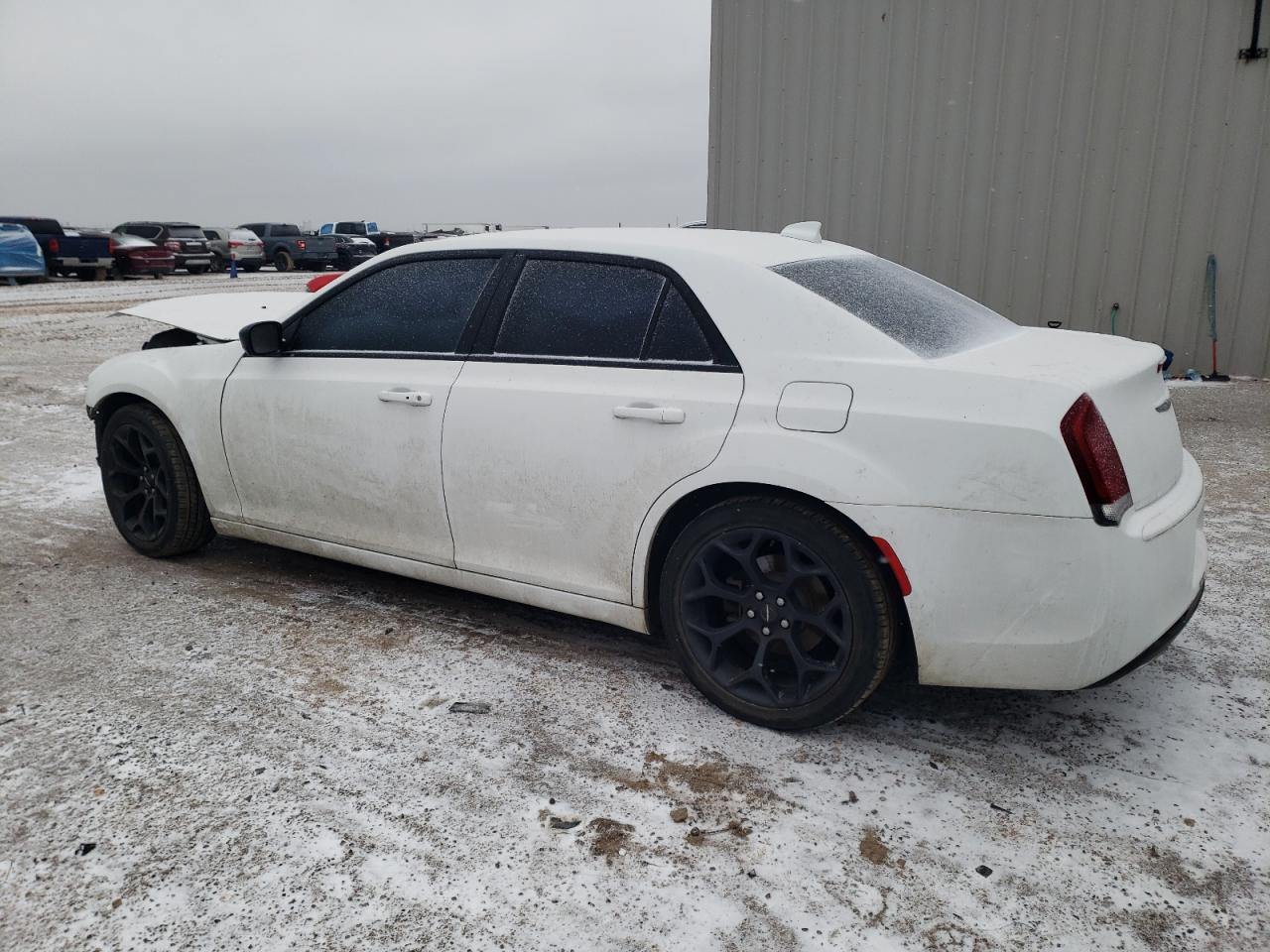 2019 Chrysler 300 - Image 2
