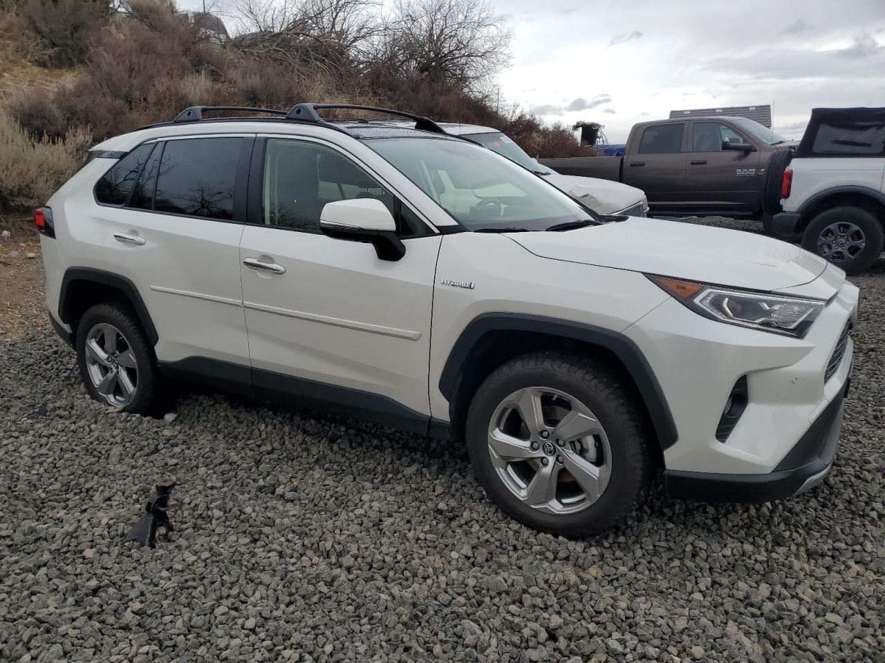 2019 Toyota RAV 4 - Image 4