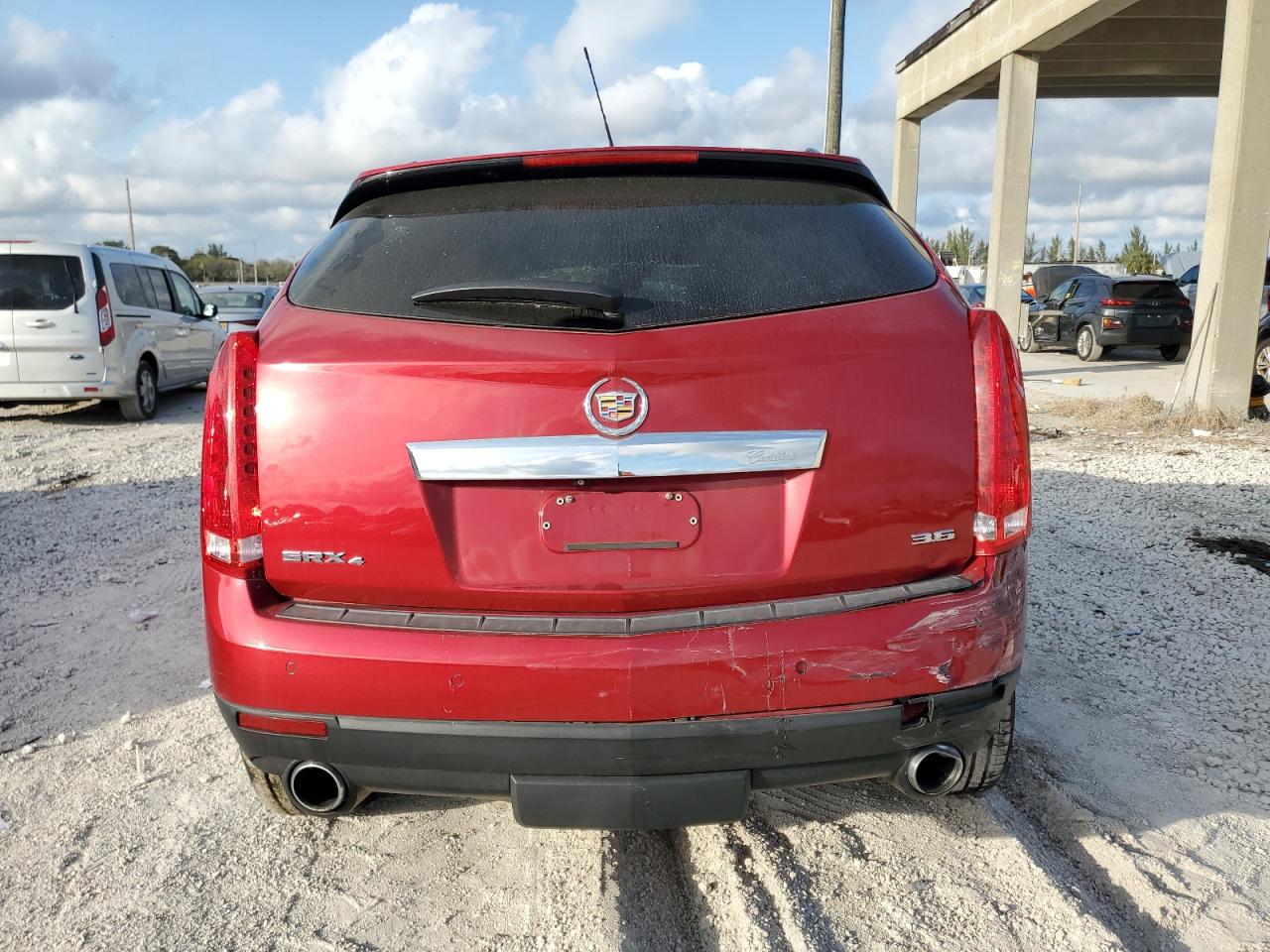 2015 Cadillac SRX - Image 6