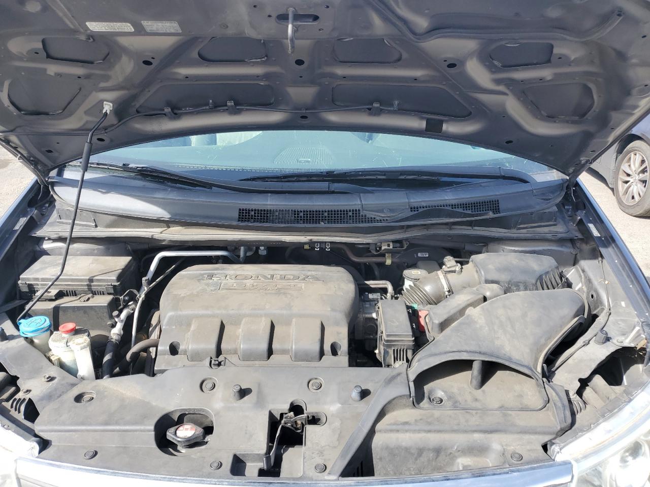 2012 Honda Odyssey - Image 12