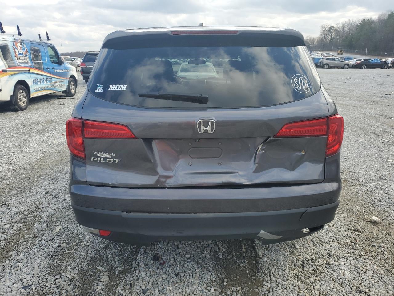 2018 Honda Pilot - Image 6