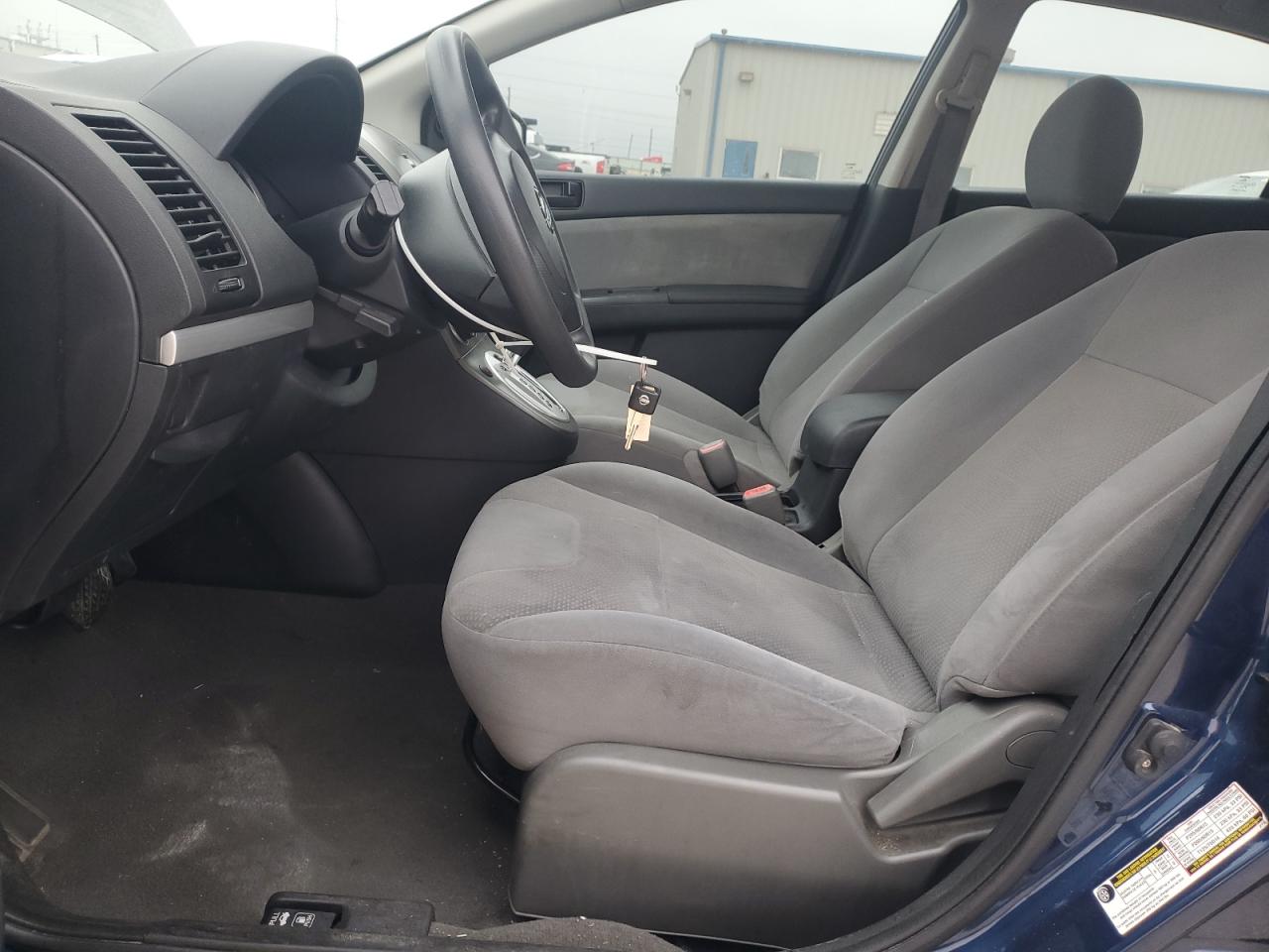 2010 Nissan Sentra - Image 7