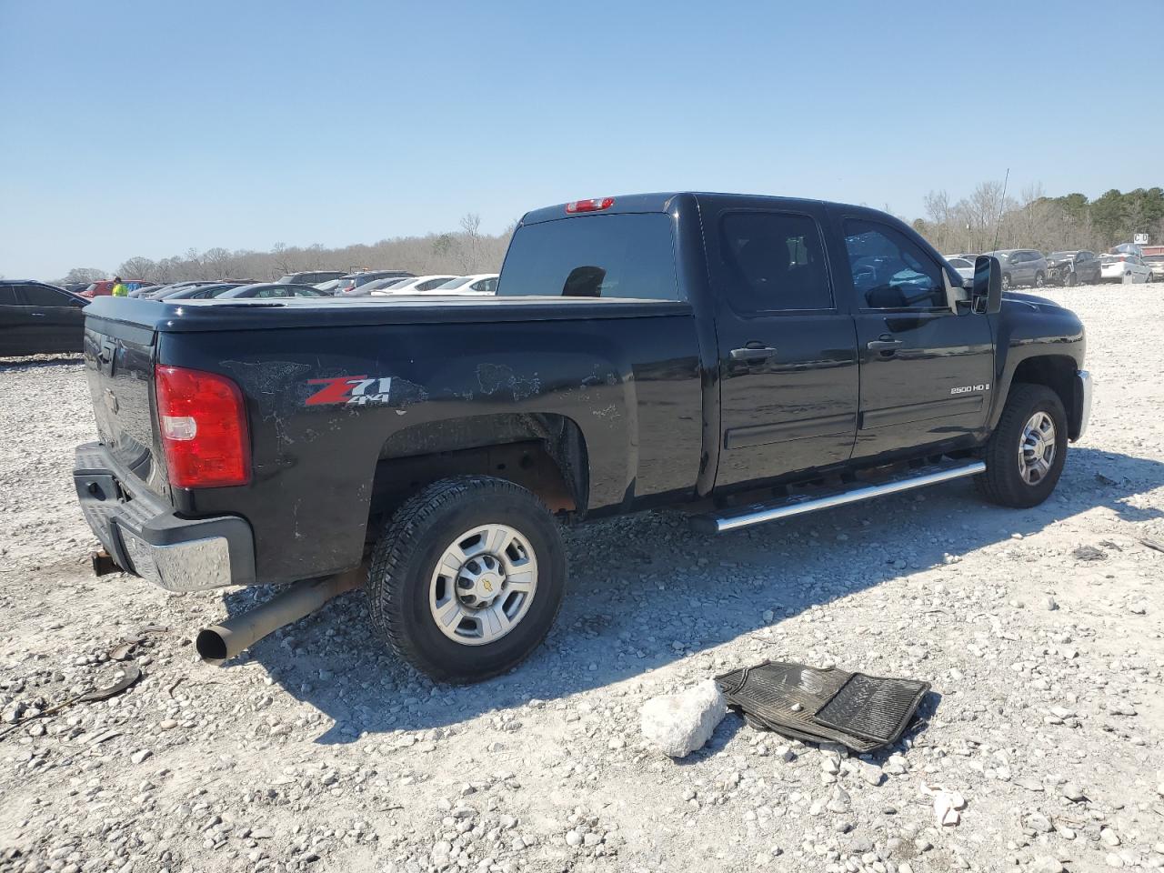 2009 Chevrolet Silverado - Image 3