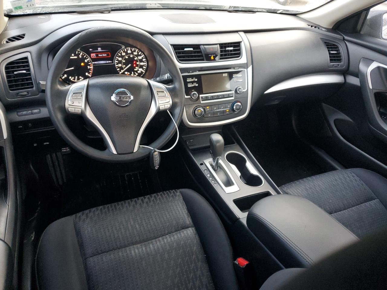 2017 Nissan Altima - Image 8