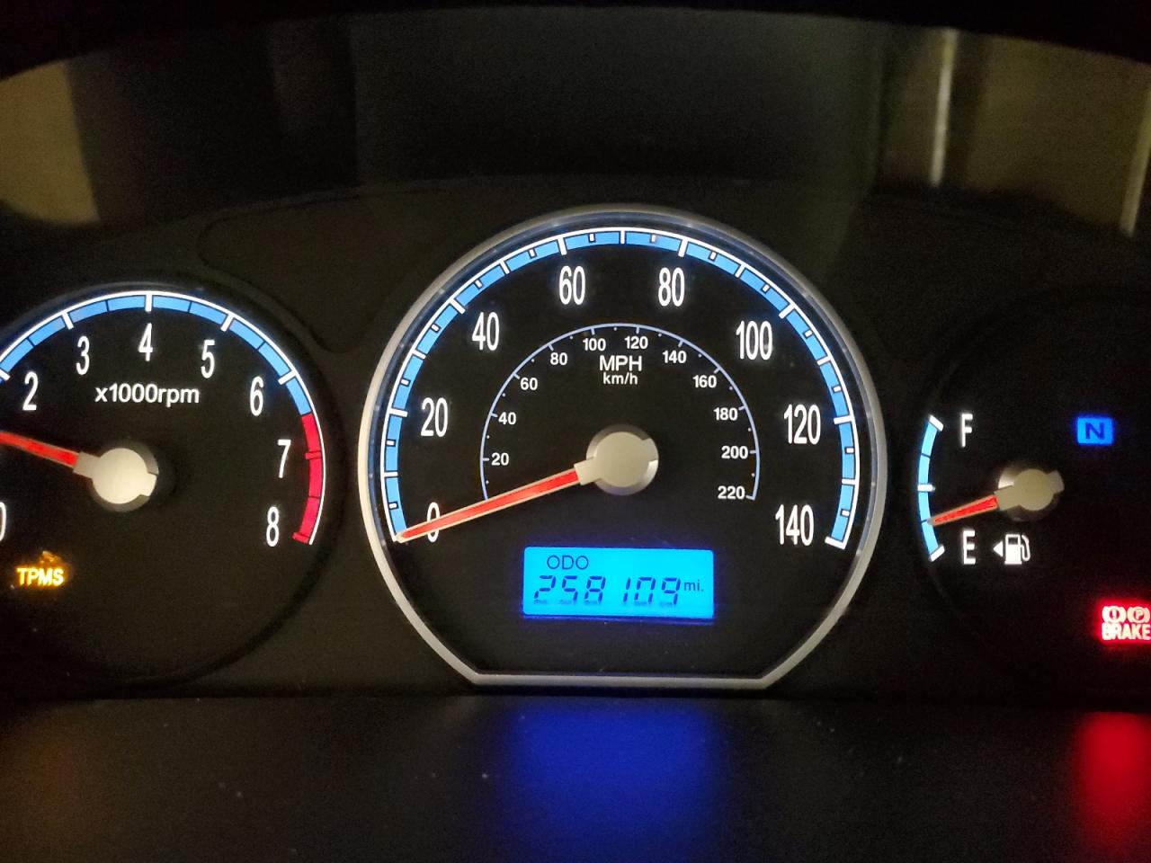 2009 Hyundai Santa Fe - Image 9