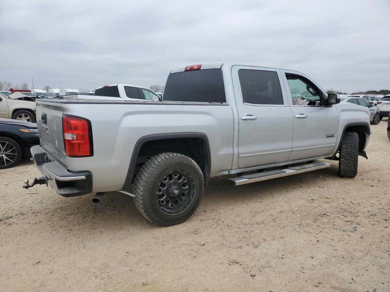 2015 GMC Sierra - Image 3