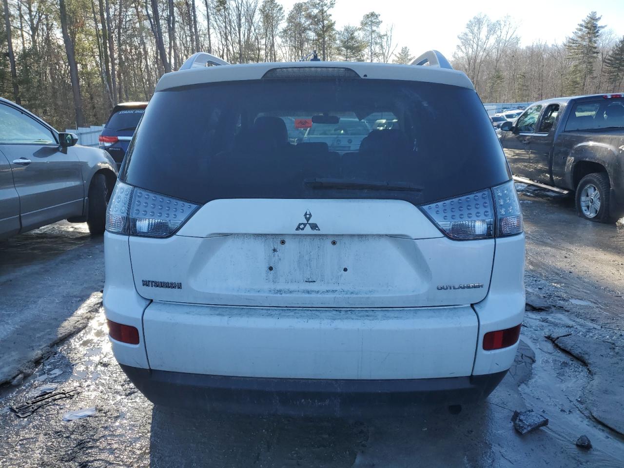 2007 Mitsubishi Outlander - Image 6