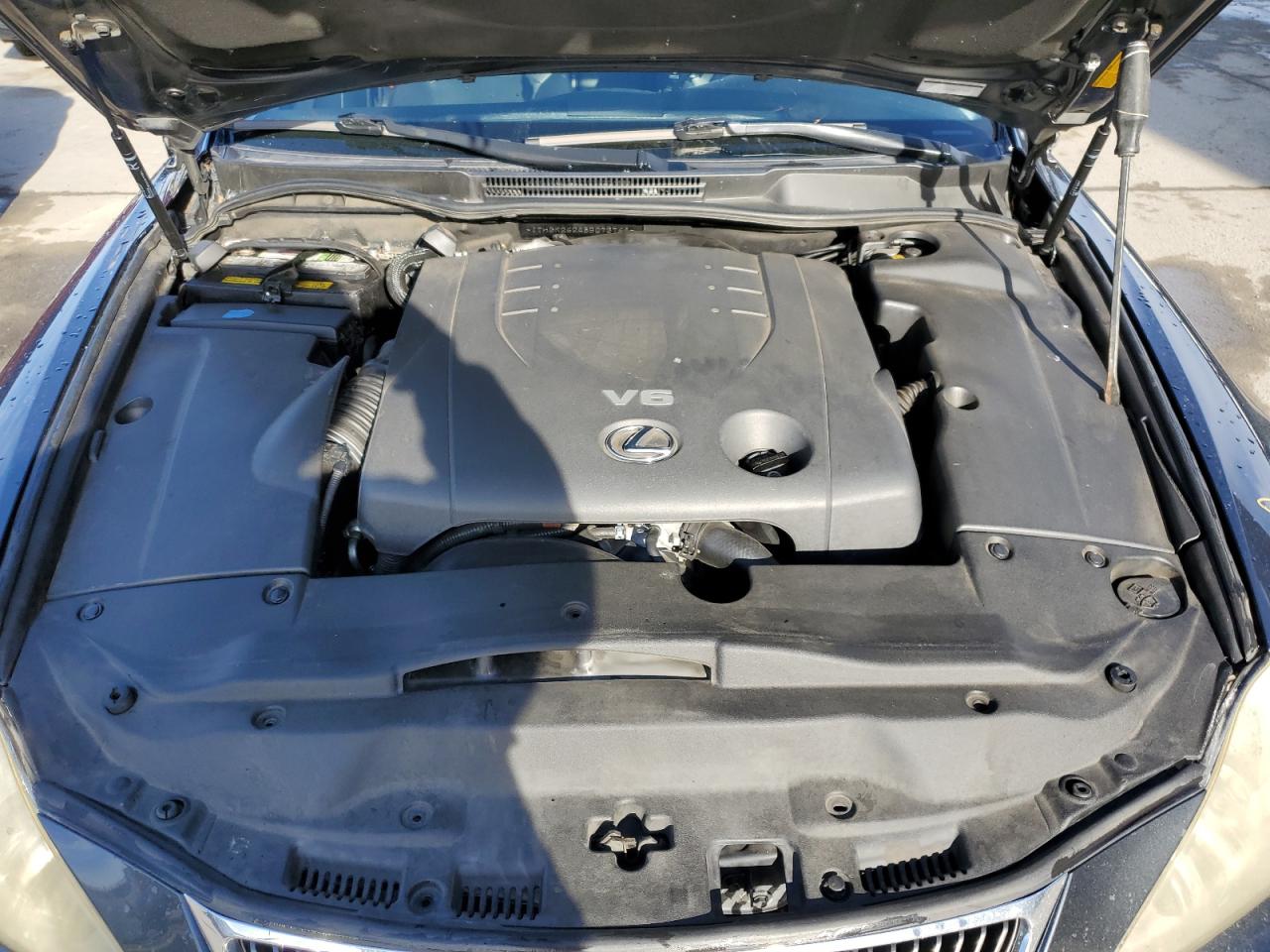 2008 Lexus IS - Image 11