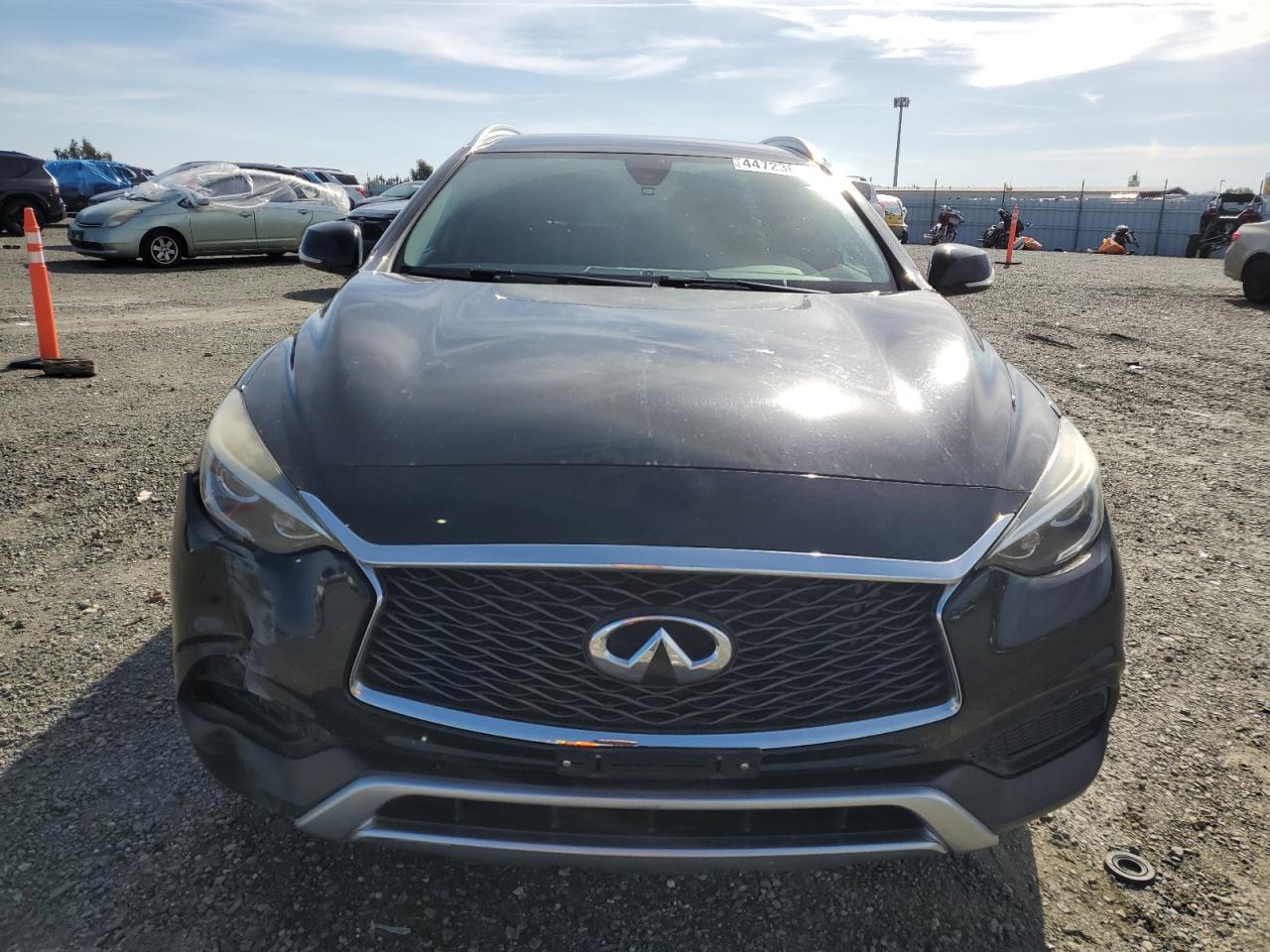 2017 Infiniti QX30 - Image 5