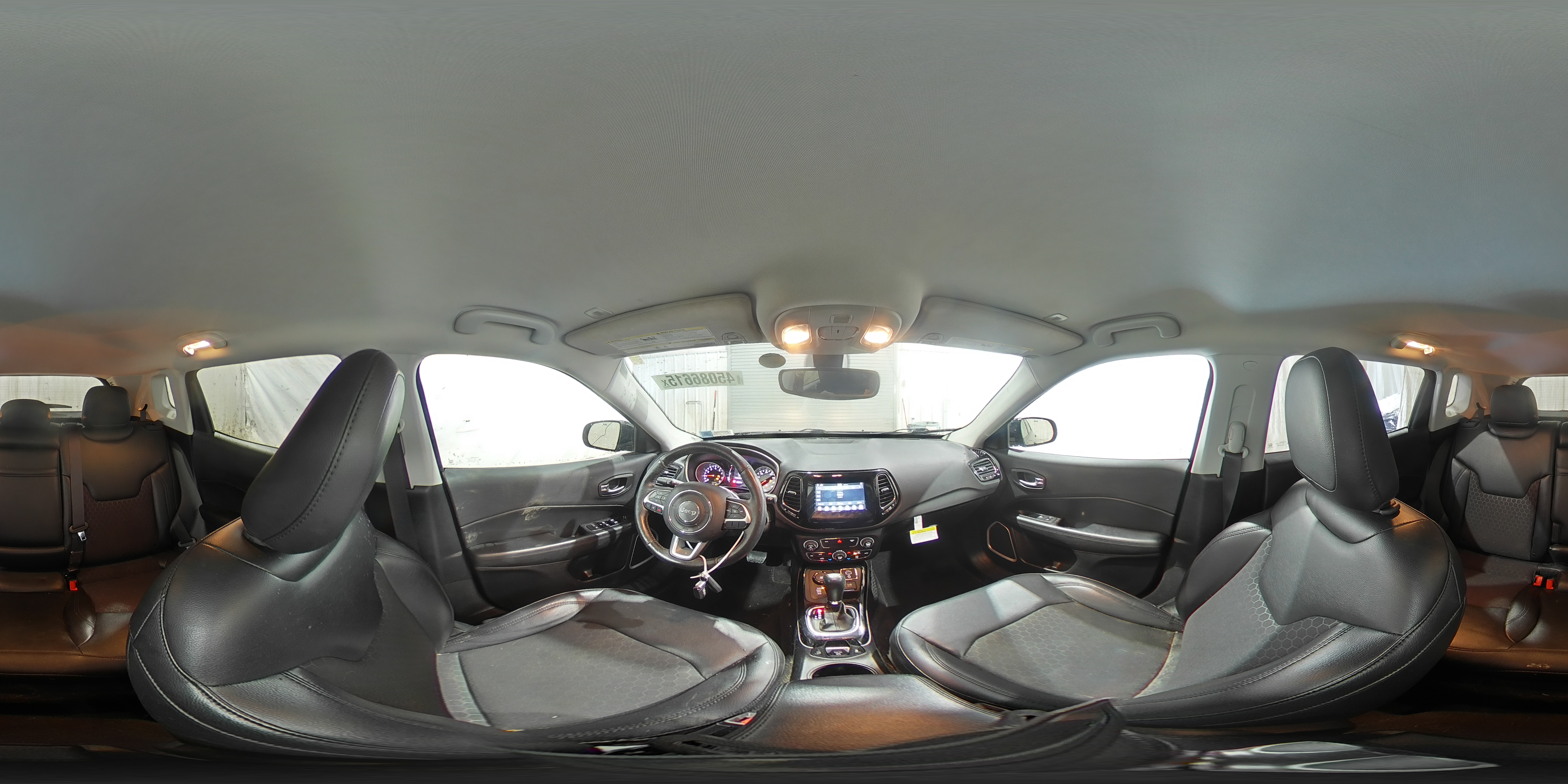 2019 Jeep Compass - Image 15