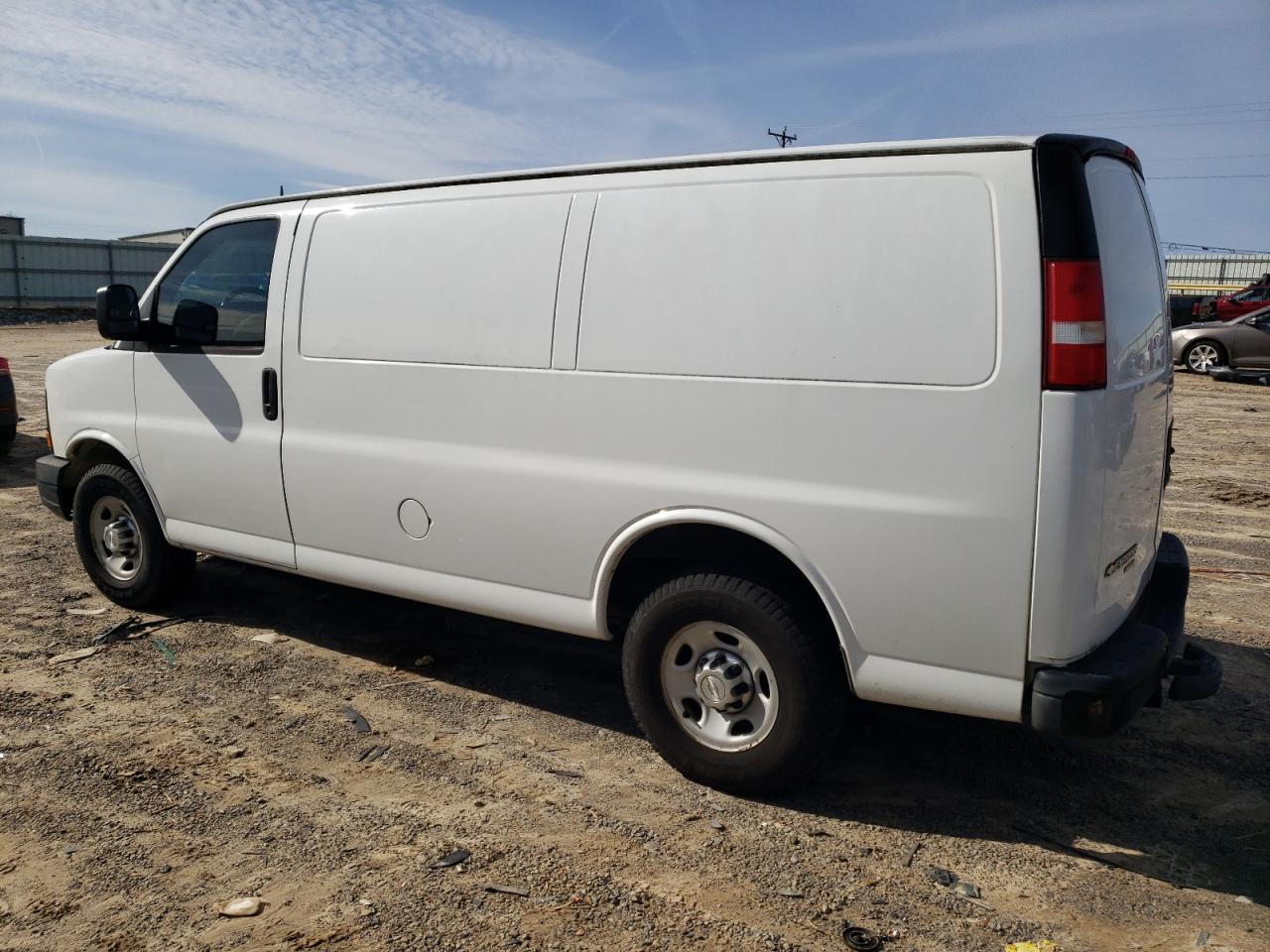 2015 Chevrolet Express - Image 2