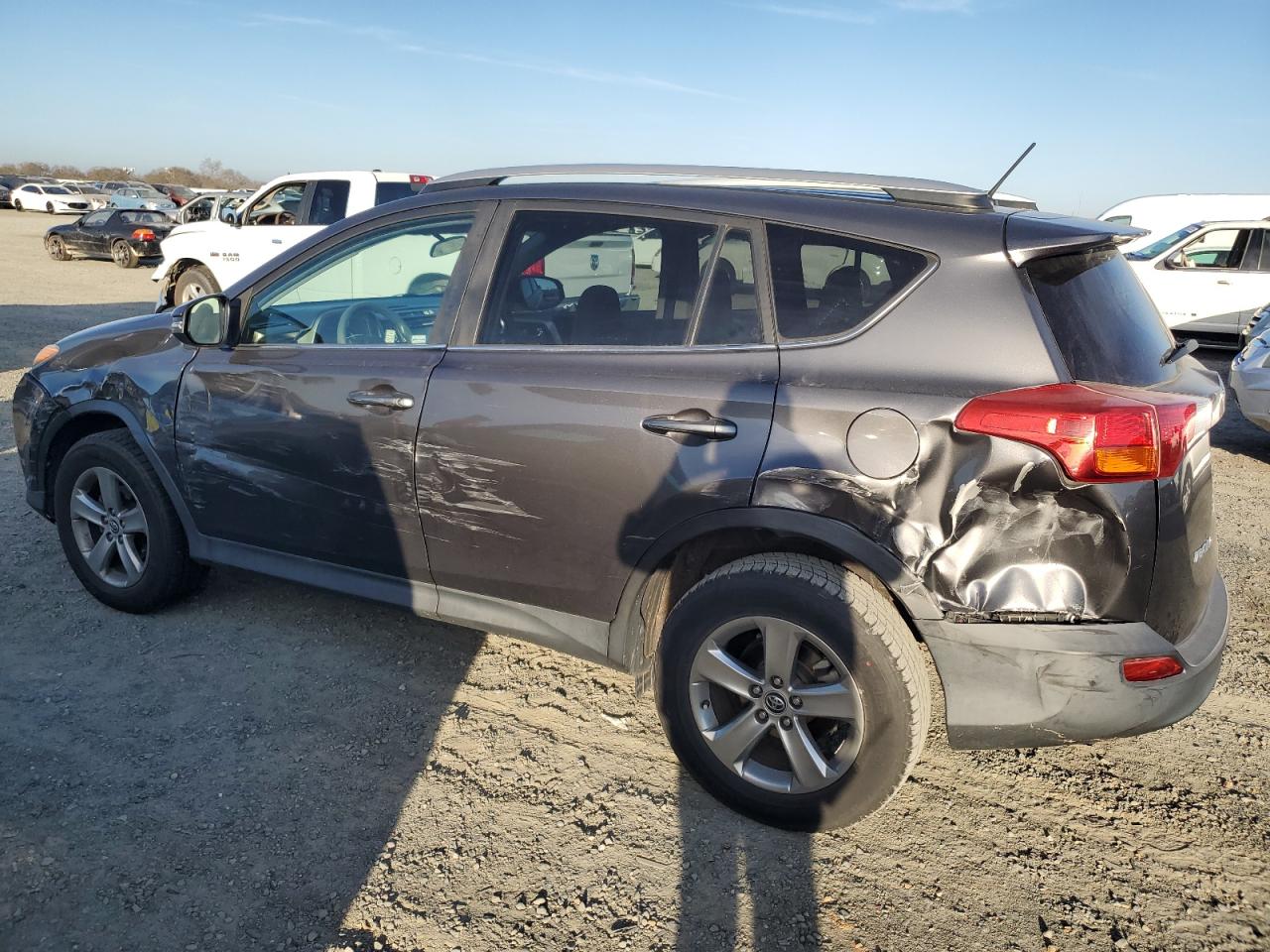 2015 Toyota RAV 4 - Image 2