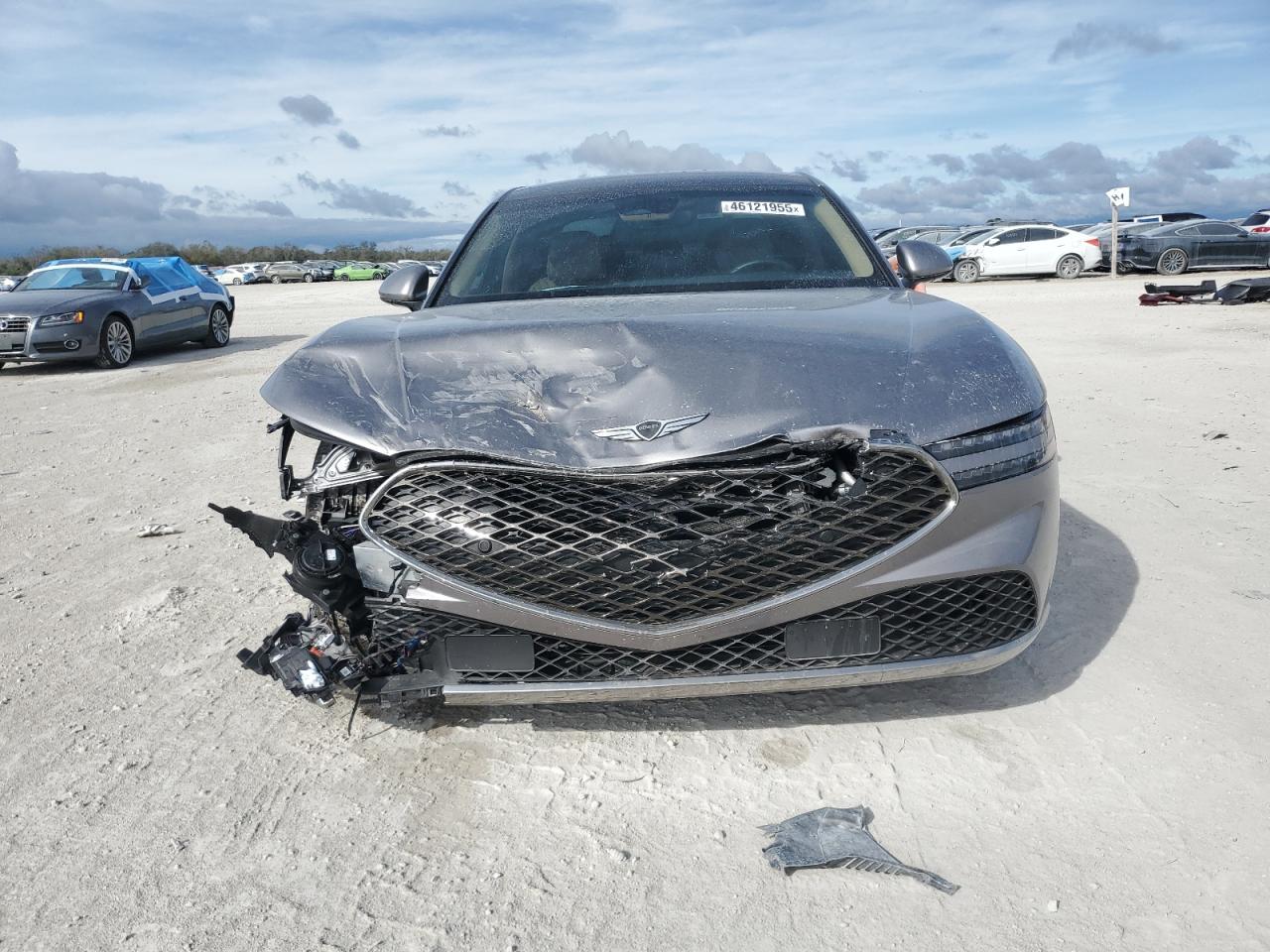 2024 Genesis G90 - Image 5
