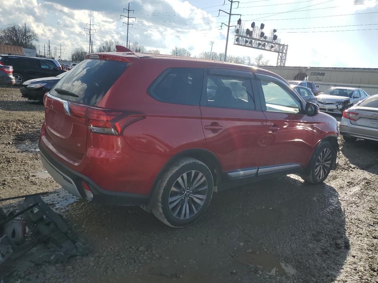 2020 Mitsubishi Outlander - Image 3