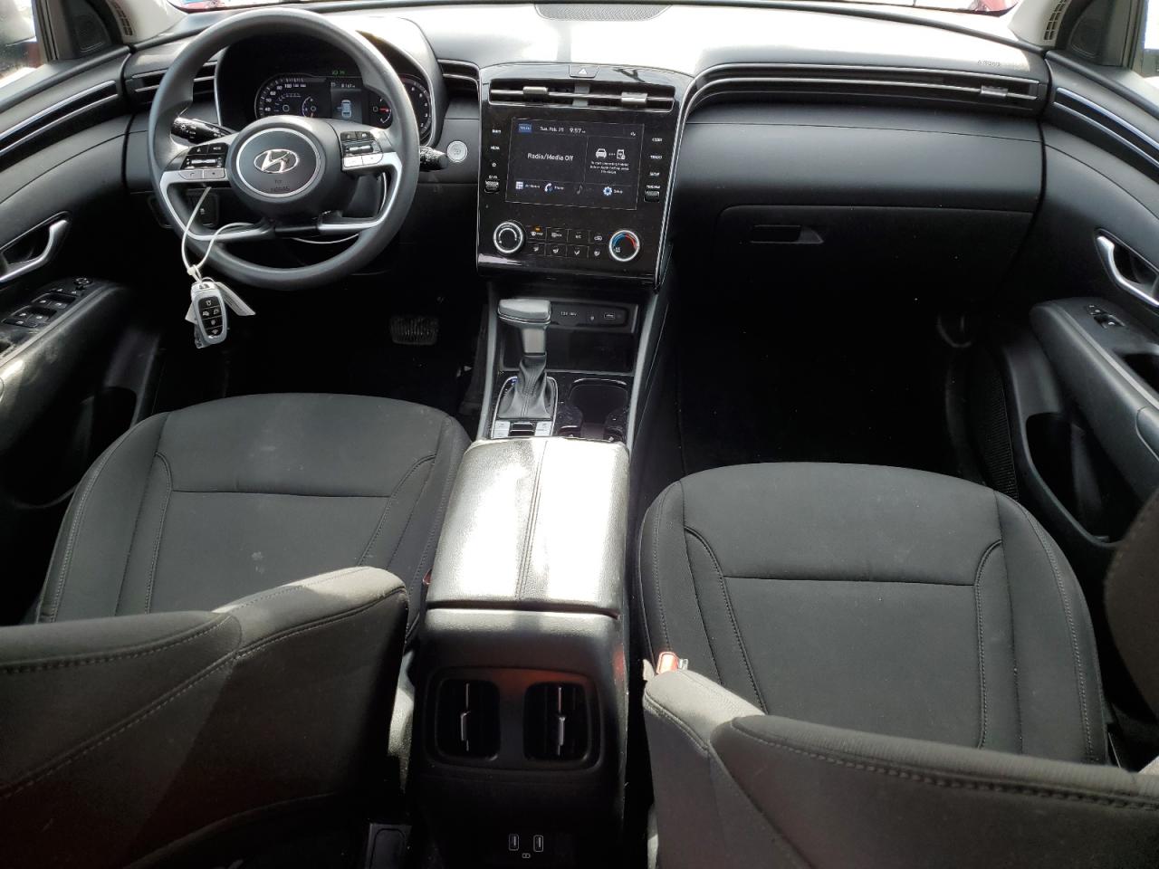 2023 Hyundai Tucson - Image 8