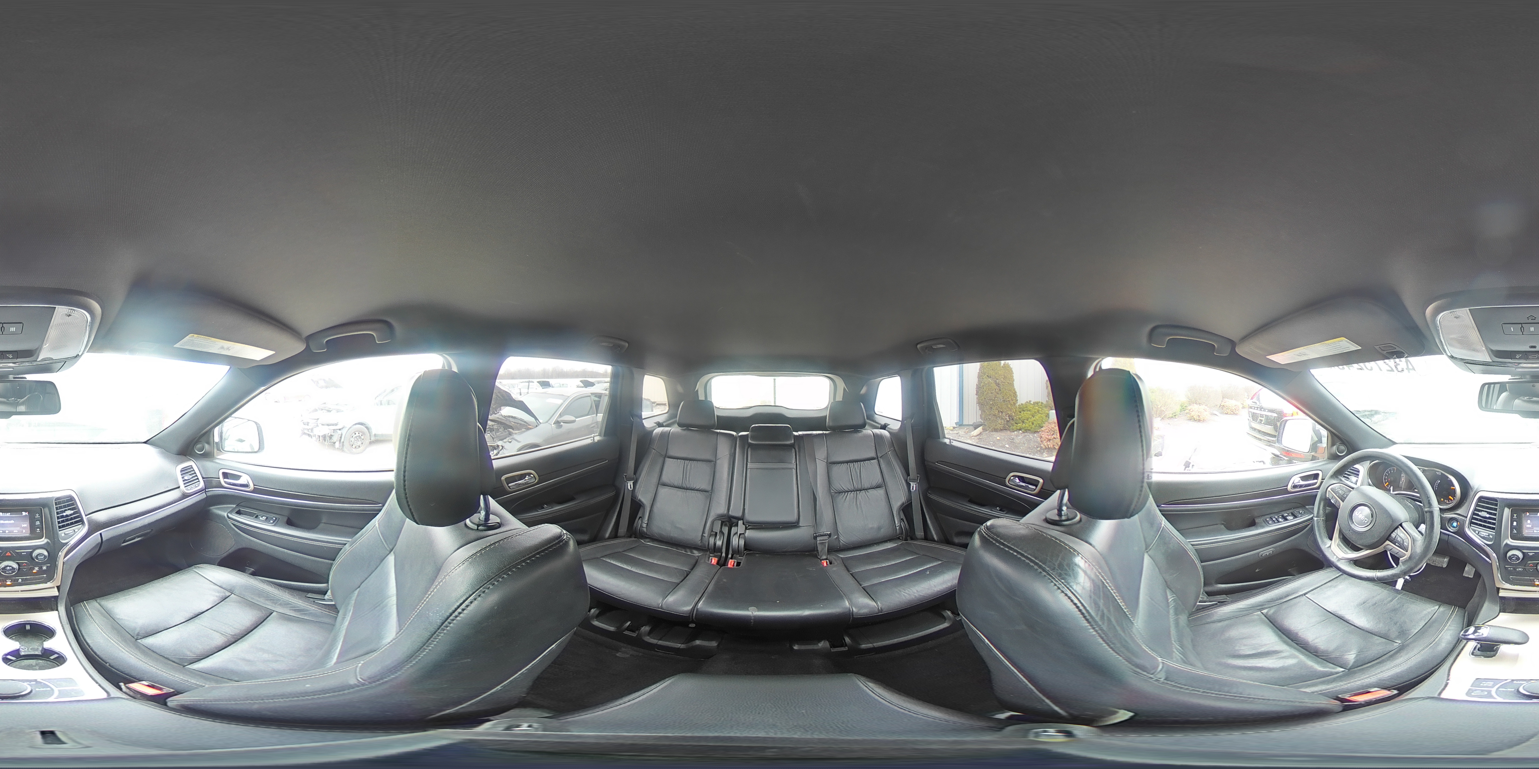 2014 Jeep Grand Cherokee - Image 16