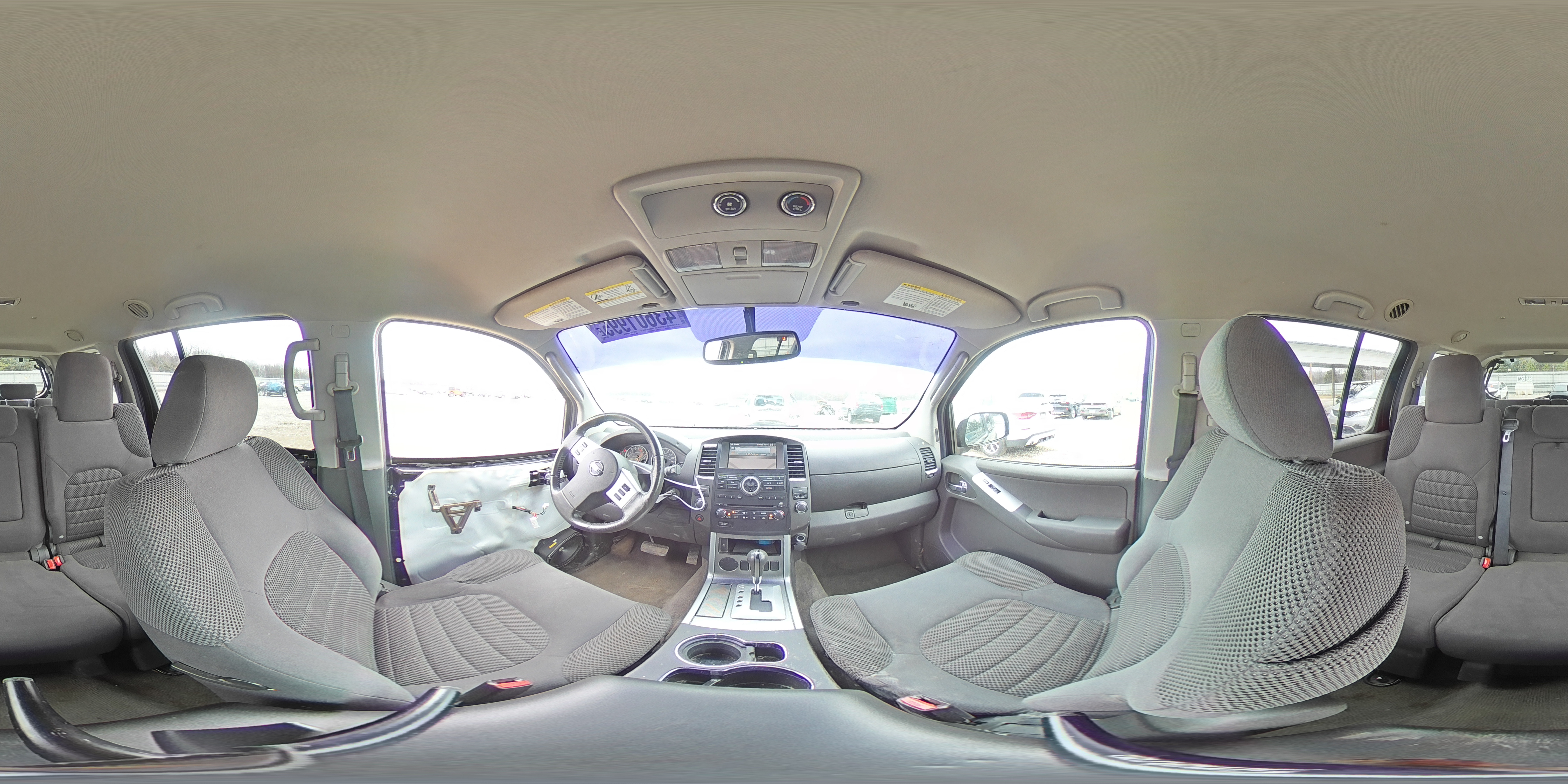 2012 Nissan Pathfinder - Image 14