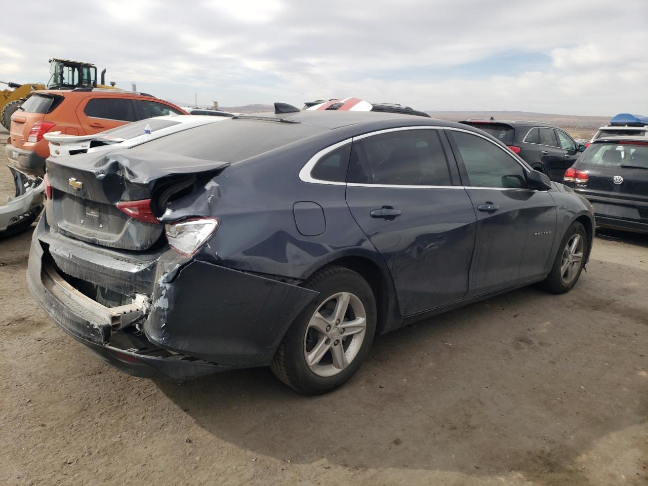 2019 Chevrolet Malibu - Image 3