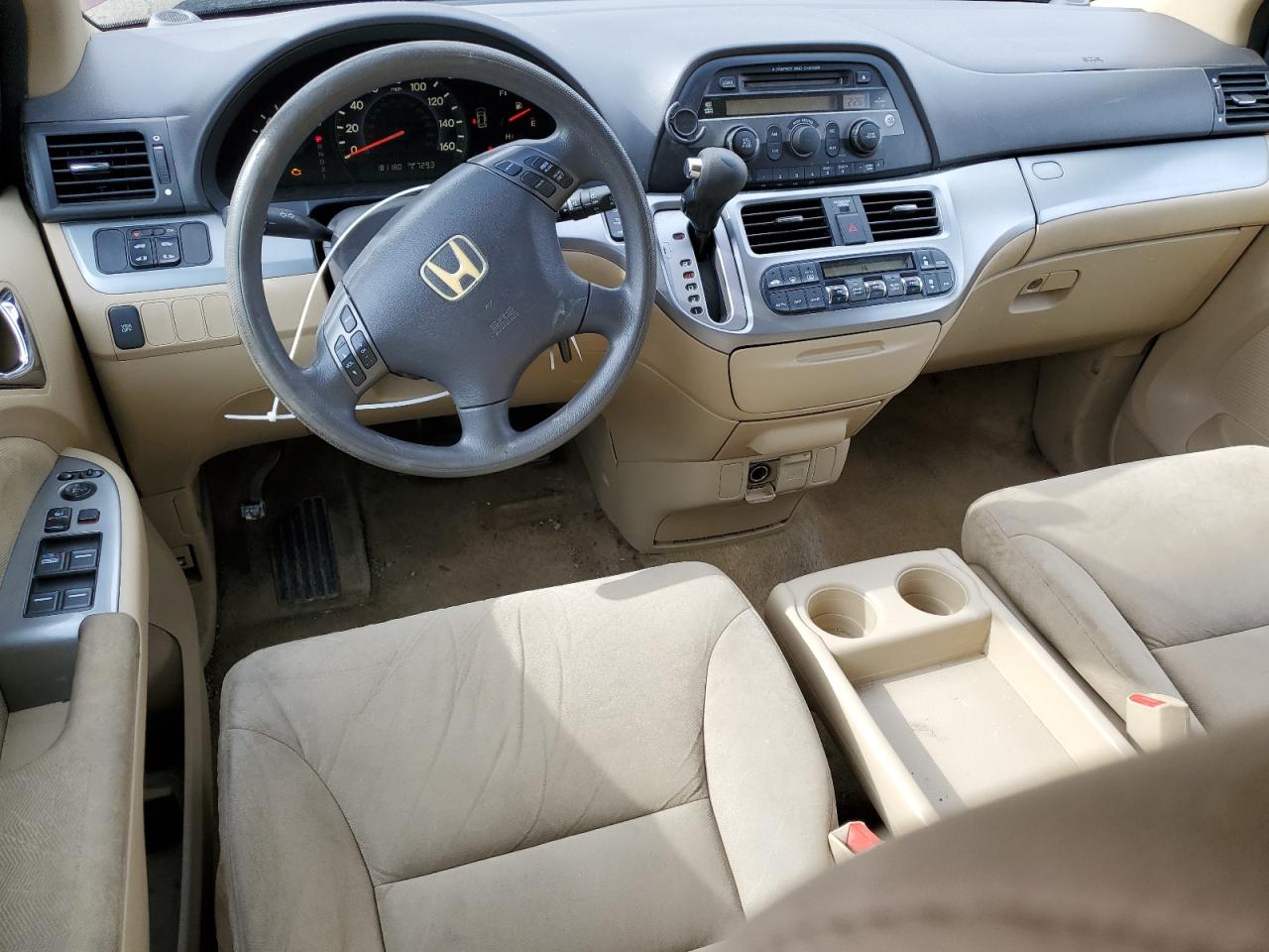 2008 Honda Odyssey - Image 8